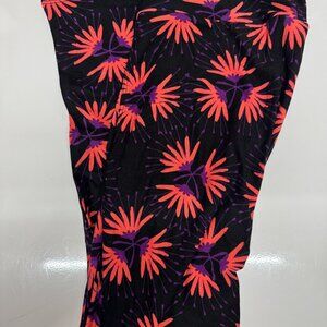 NWOT Lularoe OS leggings (fits sizes 2-10)